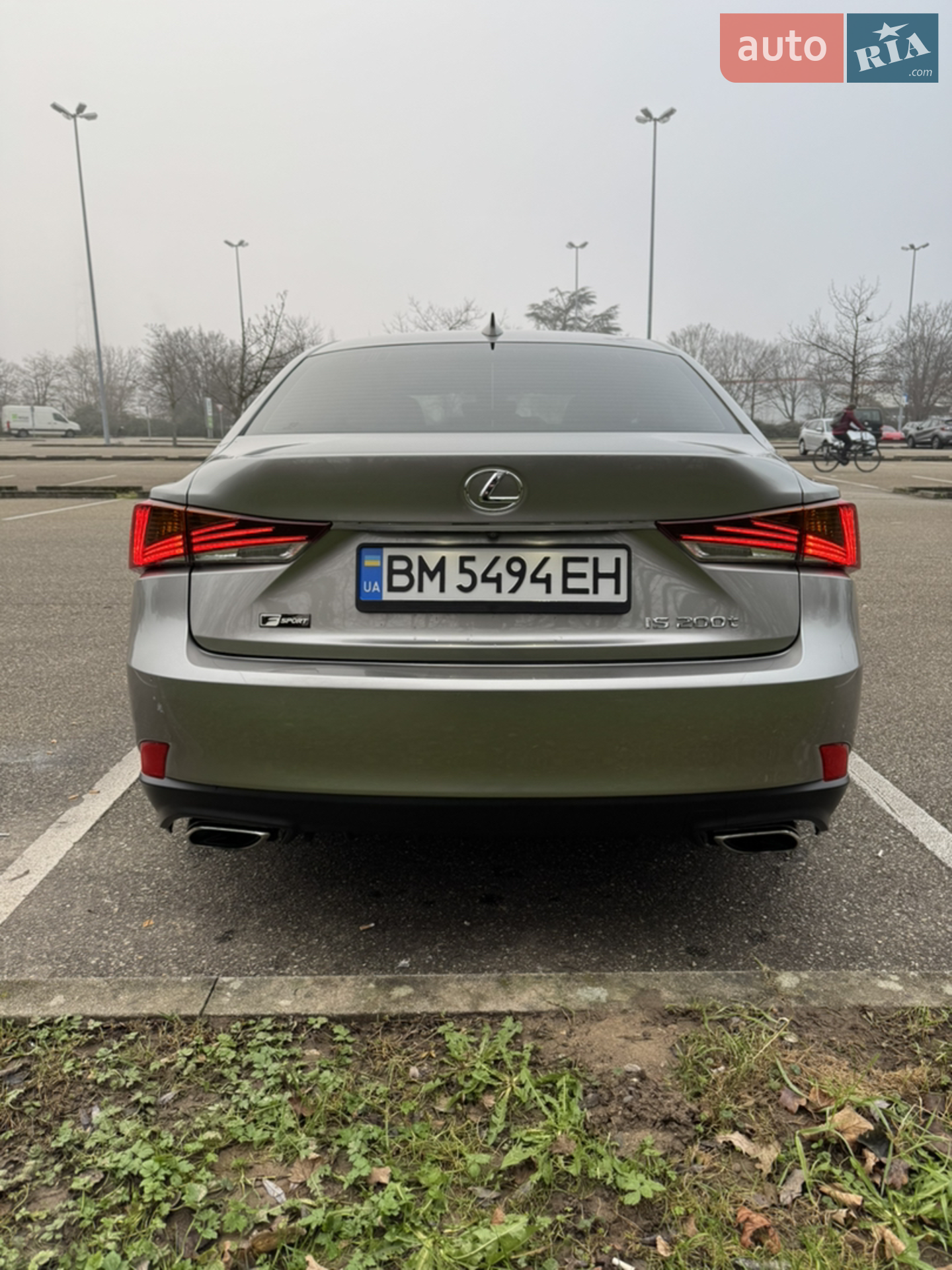 2017 Lexus IS - мініатюра 8