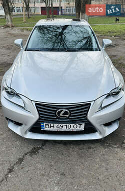 Седан Lexus IS 2016 в Одесі