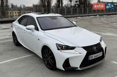 Седан Lexus IS 2018 в Киеве