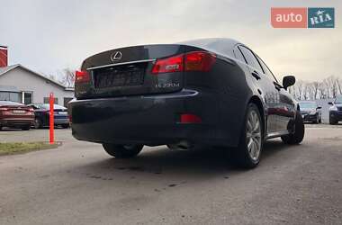 Седан Lexus IS 2006 в Львове