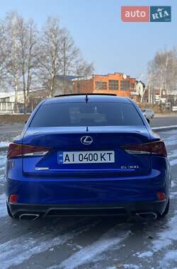 Седан Lexus IS 2018 в Білій Церкві