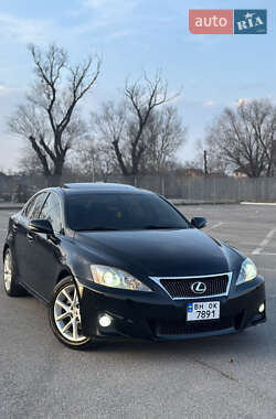 Седан Lexus IS 2011 в Чернівцях