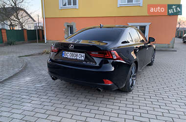 Седан Lexus IS 2014 в Львові