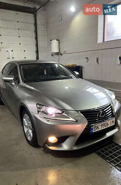 Седан Lexus IS 2013 в Рівному