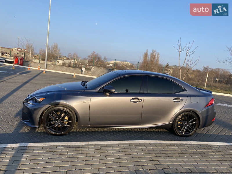 Седан Lexus IS 2013 в Одессе