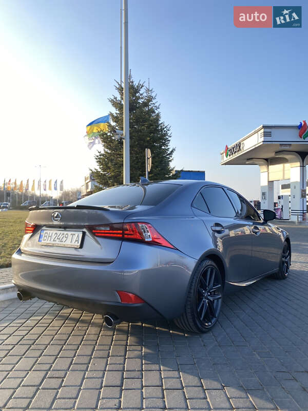 Седан Lexus IS 2013 в Одессе