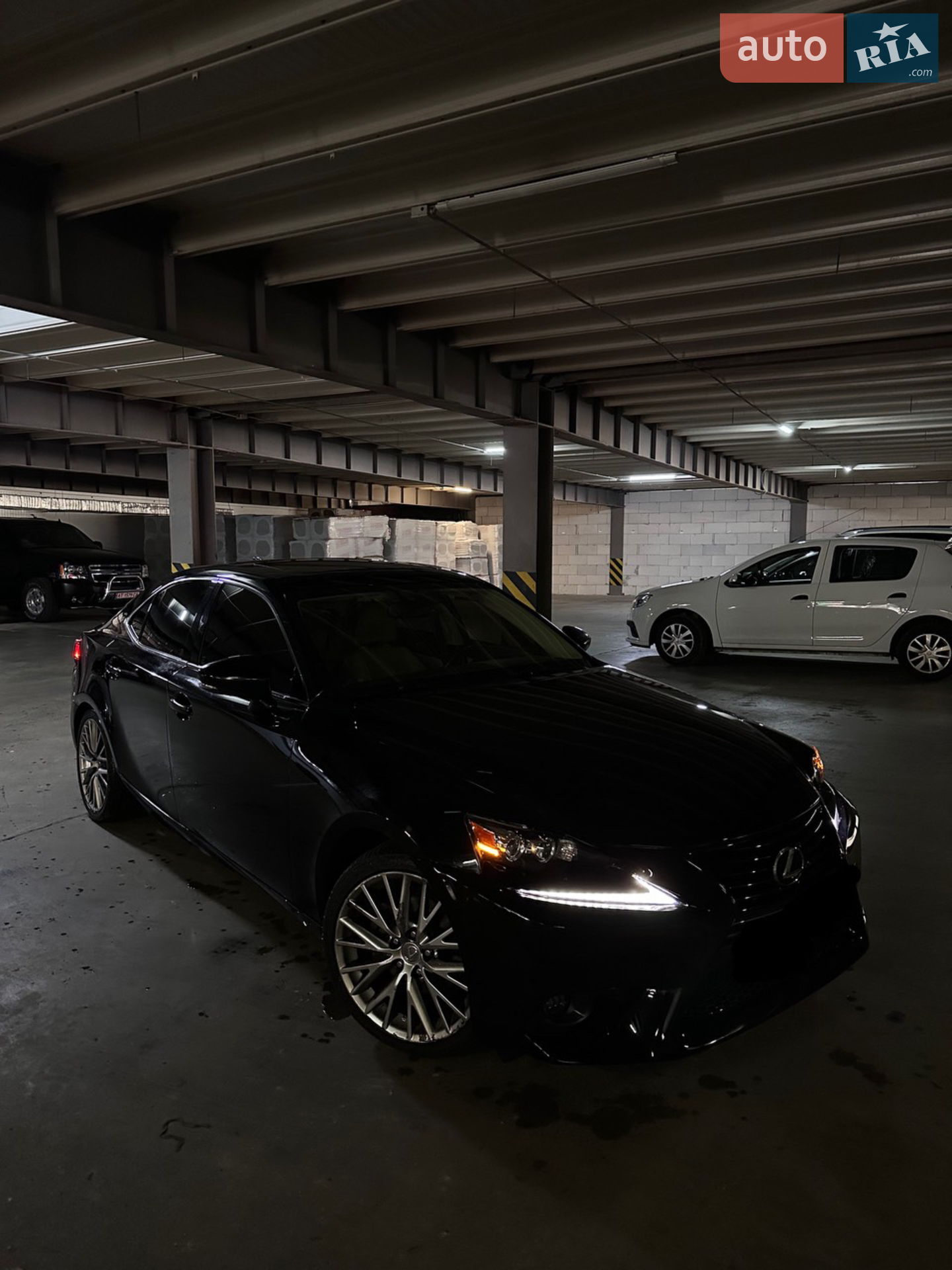 2013 Lexus IS - мініатюра 15