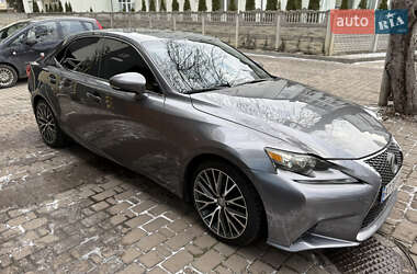 Седан Lexus IS 2013 в Ивано-Франковске