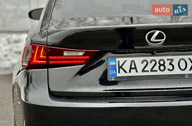 Седан Lexus IS 2014 в Києві