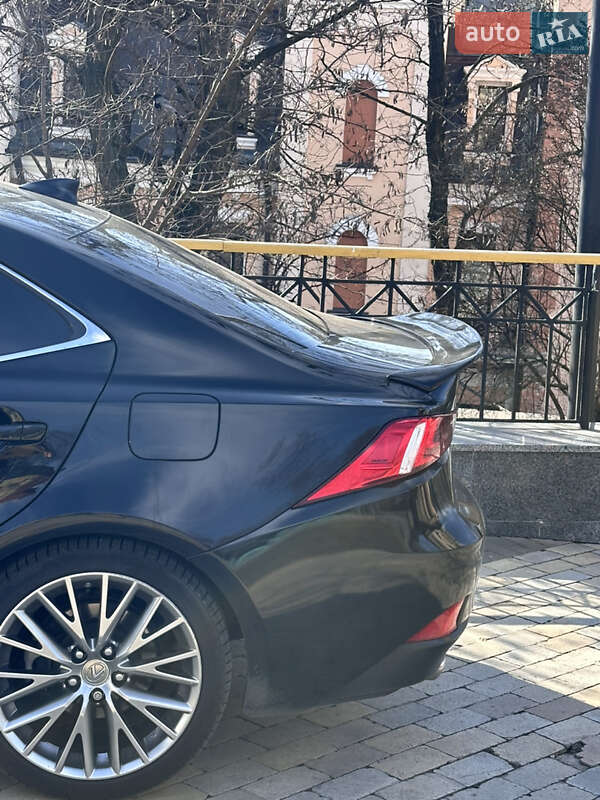 Седан Lexus IS 2013 в Києві фото 7 Седан Lexus IS 2013 в Києві