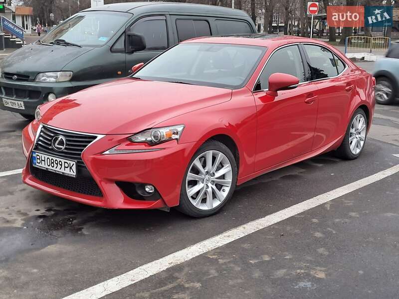 Lexus IS 2015