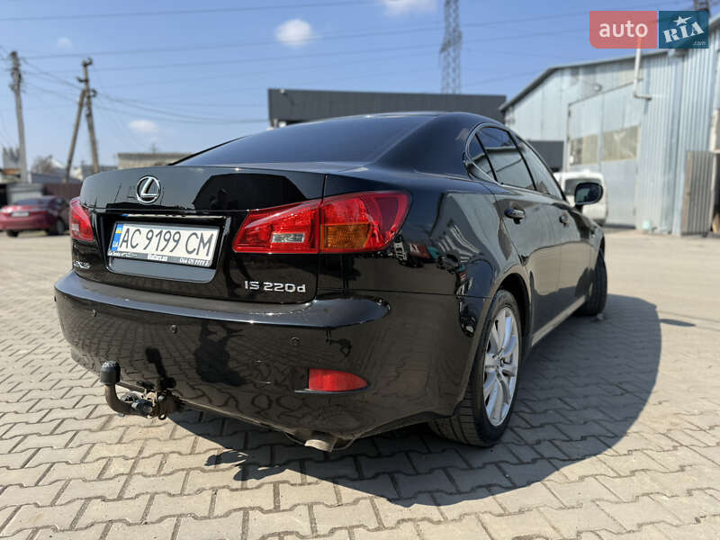 Седан Lexus IS 2008 в Луцьку