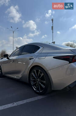 Седан Lexus IS 2023 в Днепре