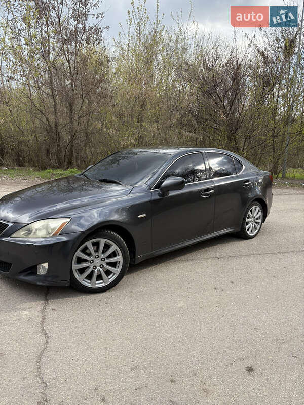Седан Lexus IS 2006 в Днепре