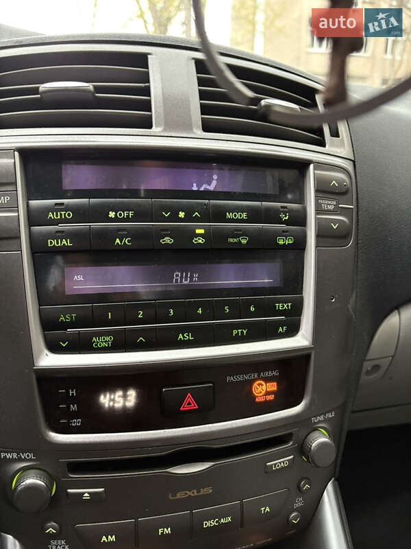 Седан Lexus IS 2006 в Днепре