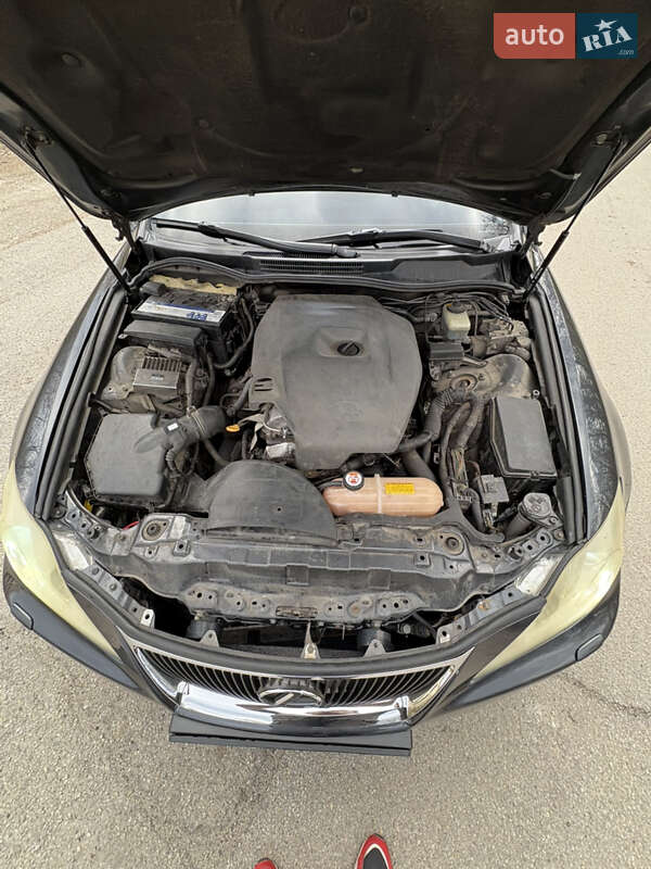 Седан Lexus IS 2006 в Днепре