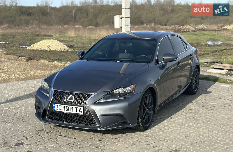 Lexus IS 2015