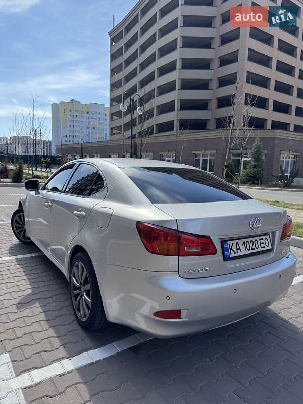 Седан Lexus IS 2007 в Києві