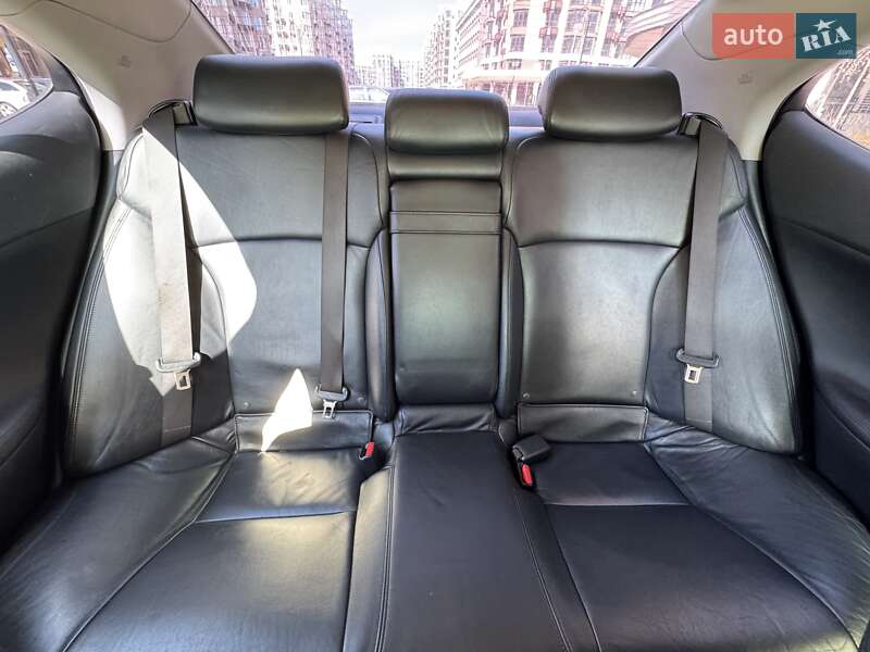 Седан Lexus IS 2007 в Києві