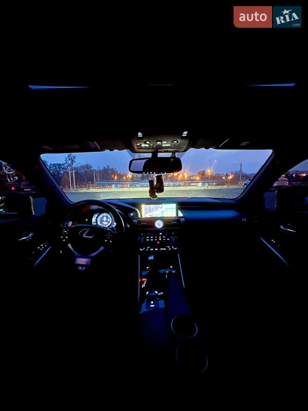 Седан Lexus IS 2014 в Харькове
