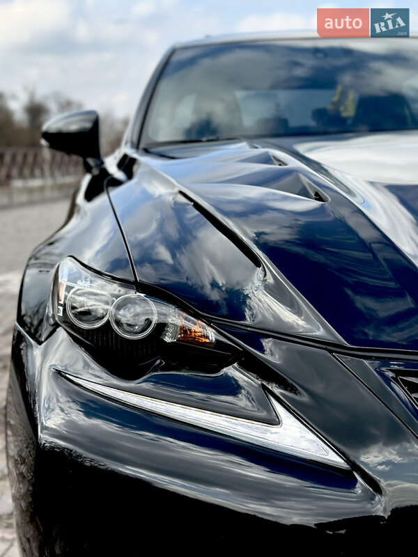 Седан Lexus IS 2014 в Харькове