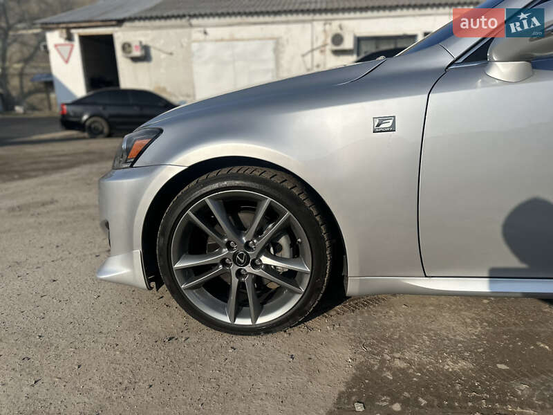 Седан Lexus IS 2012 в Одесі