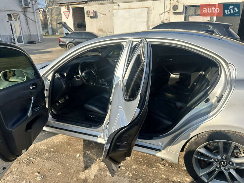 Седан Lexus IS 2012 в Одесі