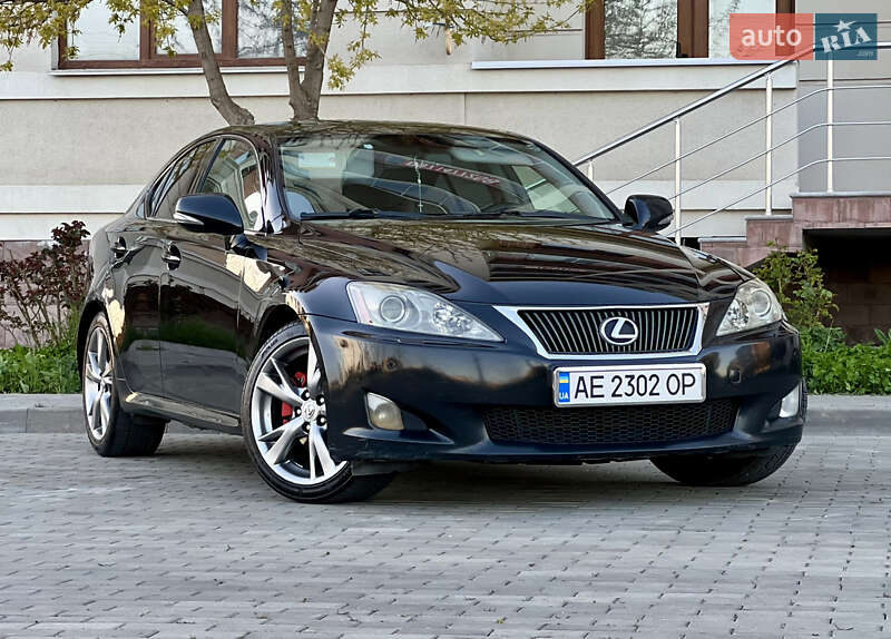 Седан Lexus IS 2009 в 
