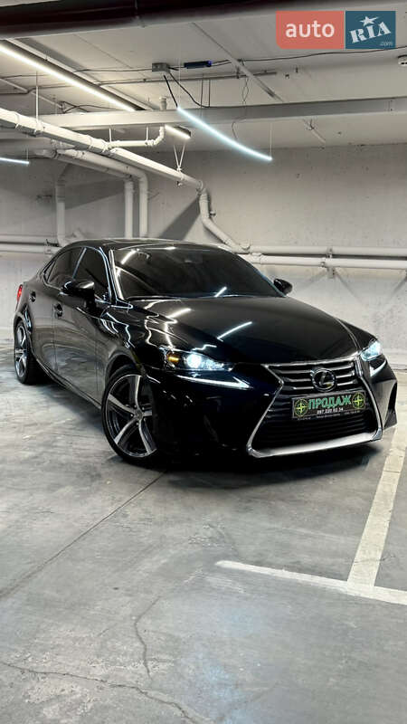 Седан Lexus IS 2016 в Днепре
