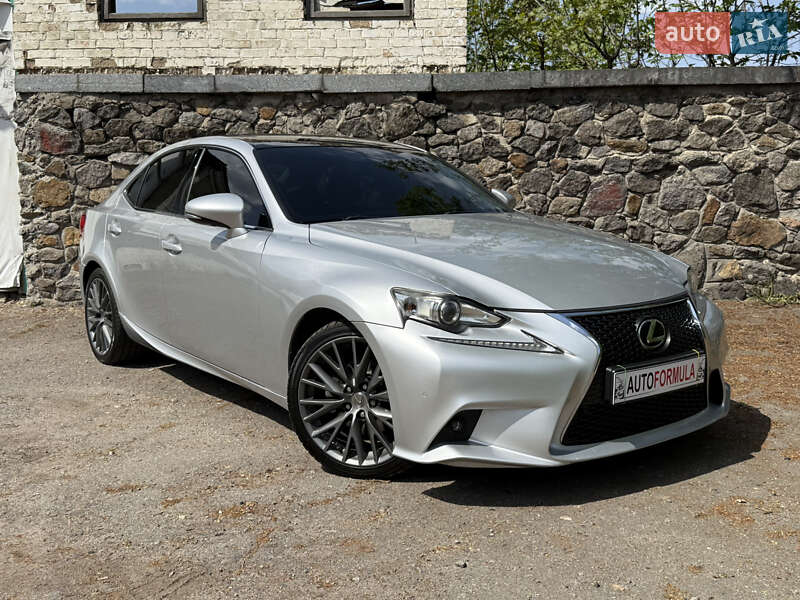 Lexus IS 2014