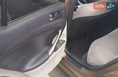 Седан Lexus IS 2009 в 