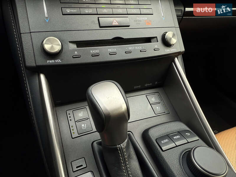 Седан Lexus IS 2015 в Краматорську фото 11 Седан Lexus IS 2015 в Краматорську