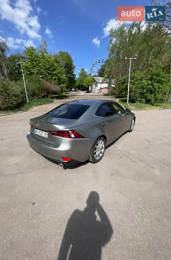 Седан Lexus IS 2014 в 