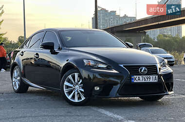 Седан Lexus IS 2016 в Києві