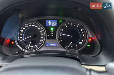 Седан Lexus IS 2007 в 