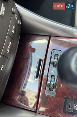 Седан Lexus IS 2006 в 
