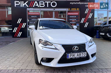 Седан Lexus IS 2013 в Львове