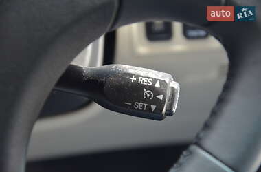 Седан Lexus IS 2010 в 