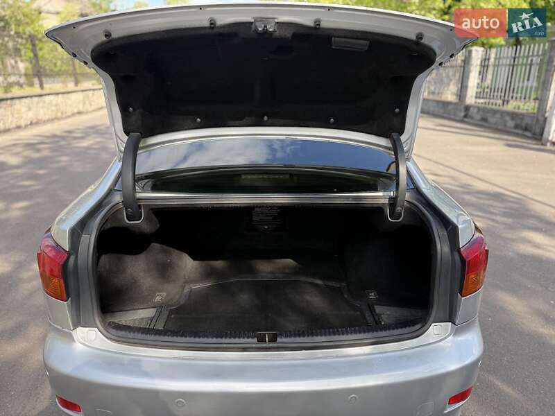 Седан Lexus IS 2007 в Кам'янському