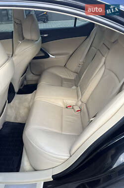 Седан Lexus IS 2006 в 