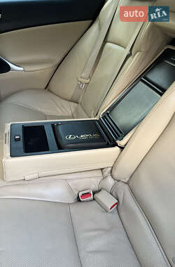 Седан Lexus IS 2006 в 