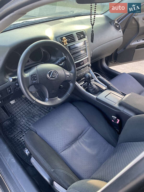 Седан Lexus IS 2005 в Звягелі фото 16 Седан Lexus IS 2005 в Звягелі