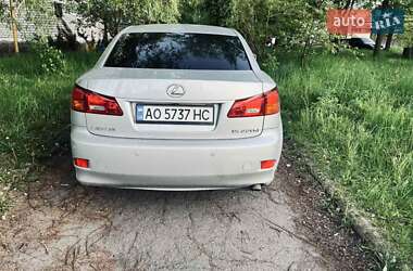 Седан Lexus IS 2005 в 