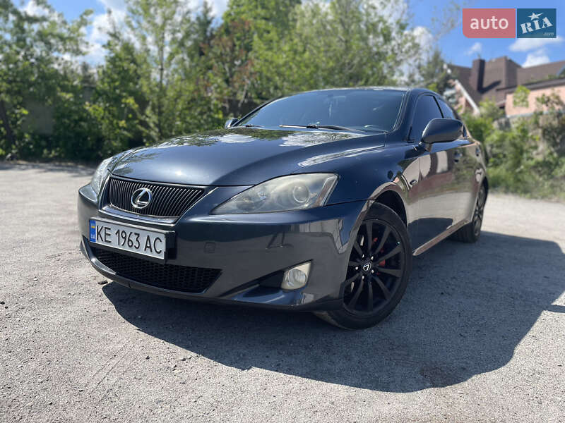 Седан Lexus IS 2005 в Днепре