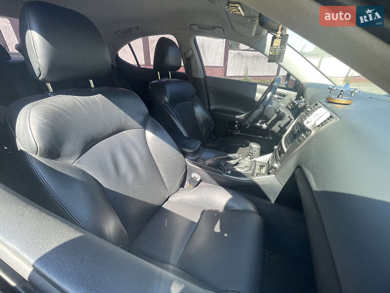 Седан Lexus IS 2005 в Днепре