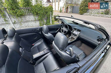 Кабриолет Lexus IS 2010 в 