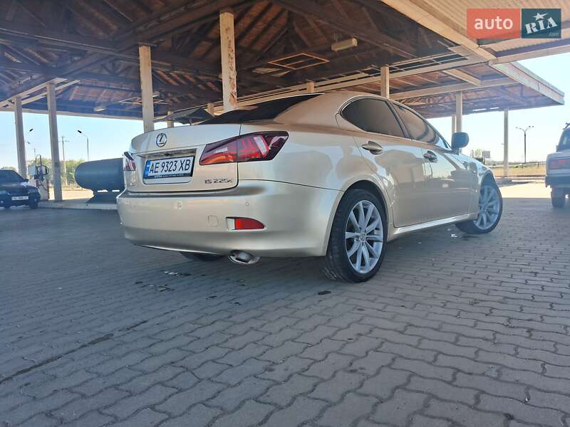 Седан Lexus IS 2006 в Дніпрі