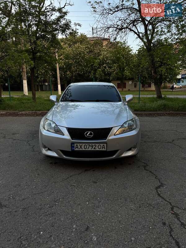 Lexus IS 2007