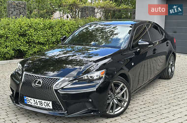 Седан Lexus IS 2013 в Львове