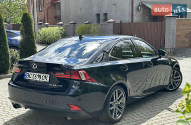 Седан Lexus IS 2013 в 